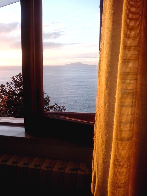 La Fusarella Villa Santoro Vico Equense Room photo