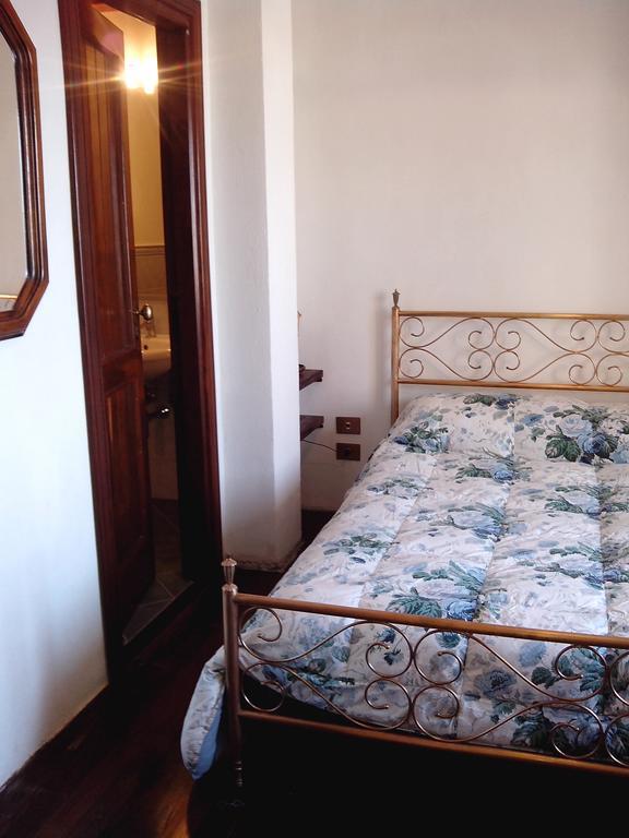 La Fusarella Villa Santoro Vico Equense Room photo